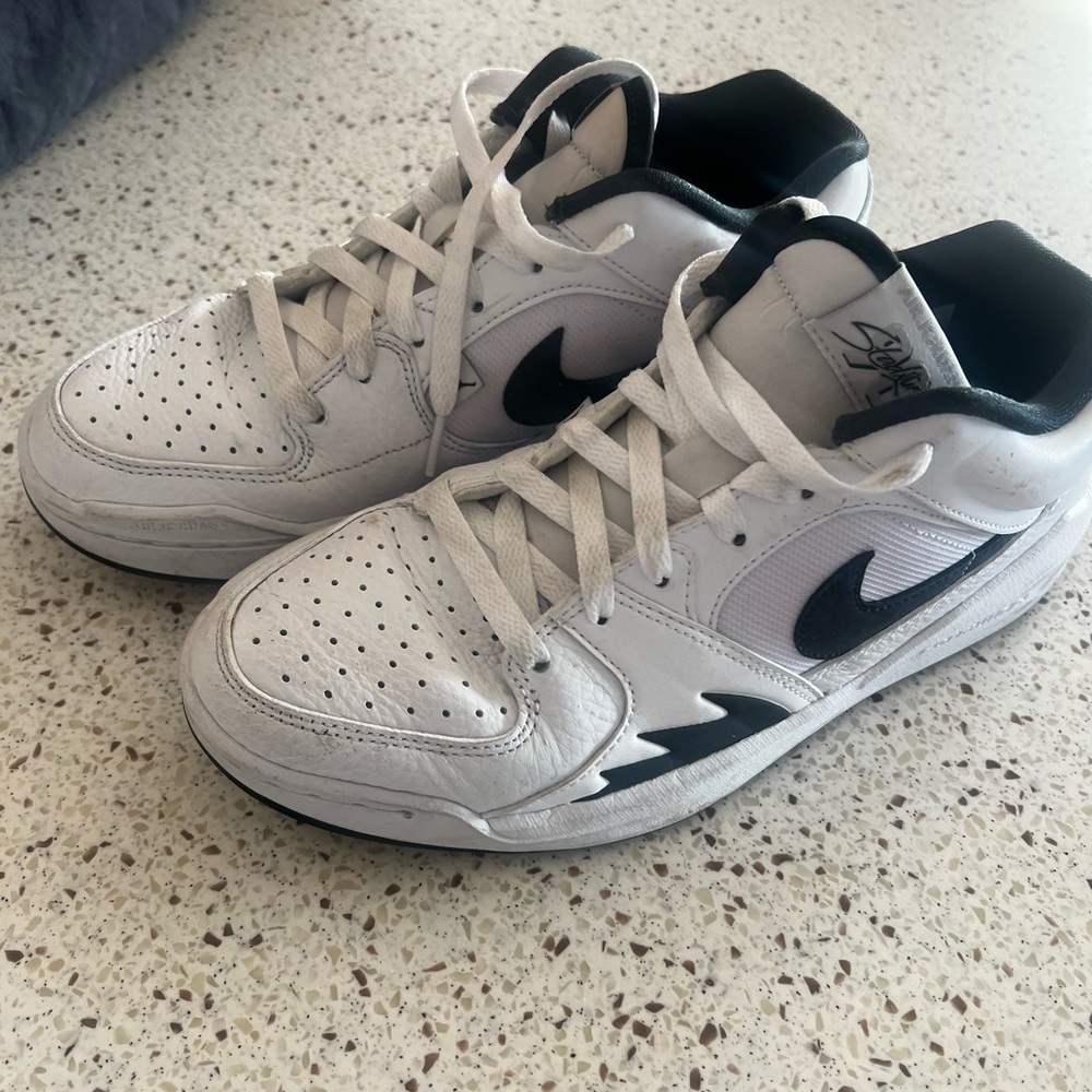 Nike || Jordan Stadium 90